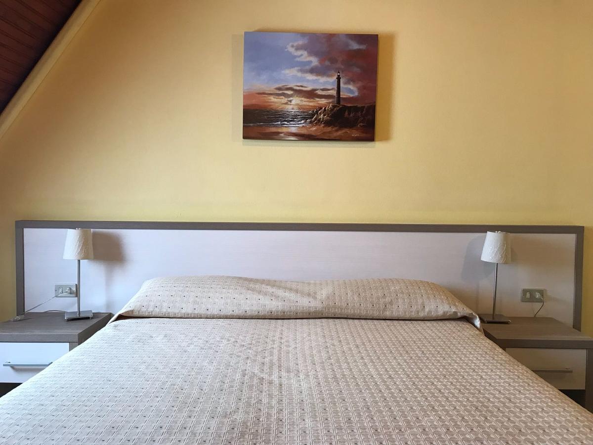 Hotel Rotelli Sale Marasino Zewnętrze zdjęcie